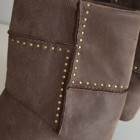 FERGIE Gold Tone Studded Faux Leather Pointed Toe Heeled Boots - Picture 9 of 15